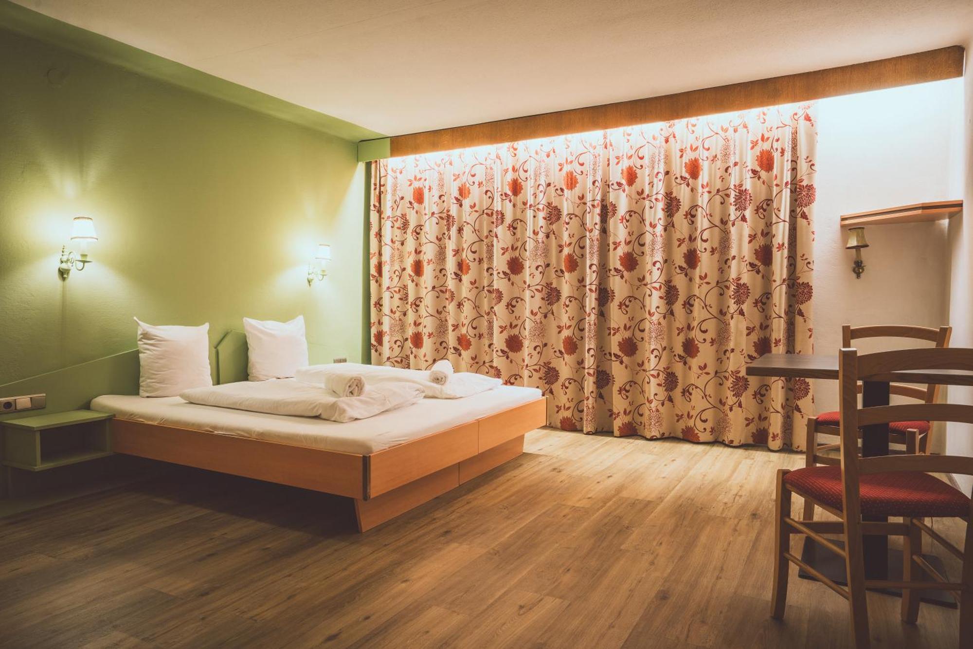 Philipop-Up Hostel Scharnitz Bagian luar foto